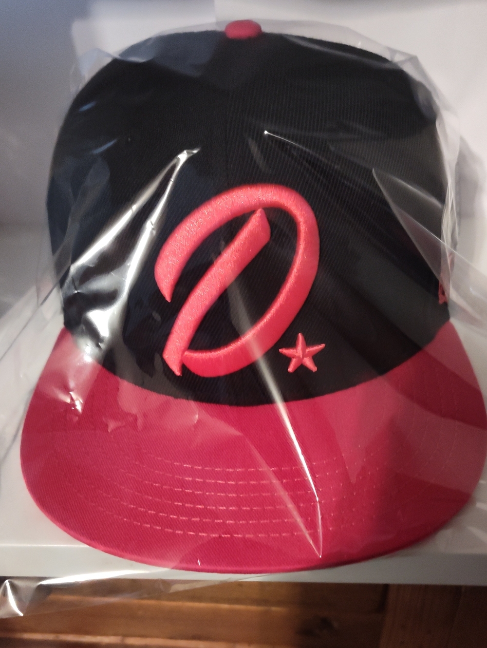DIXXON Women's Black and Pink Baseball Cap with Embroidered D and Star  NWT
